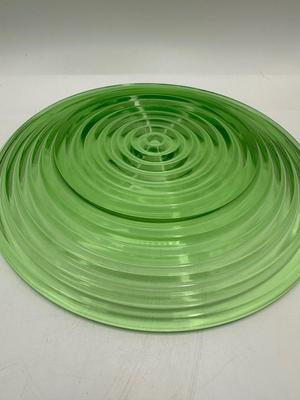 Set of (4) Vintage Anchor Hocking Green Plates