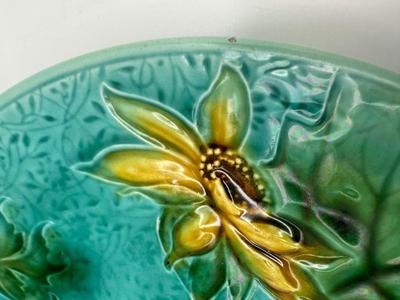 MAJOLICA Stamped Three Plates