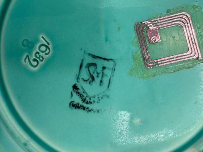 MAJOLICA Stamped Three Plates