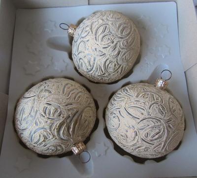 Beautiful Czech Republic Hand Painted Glass Christmas Ornaments