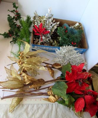 Lot of Plastic Decorative Florals