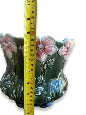 VIintage 8" MAJOLICA Stamped WESSEL BUNN Plant Pot