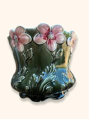 VIintage 8" MAJOLICA Stamped WESSEL BUNN Plant Pot
