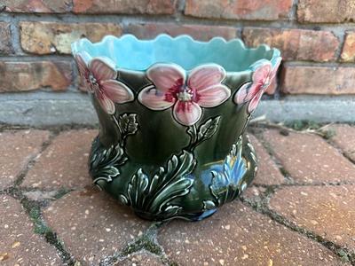 VIintage 8" MAJOLICA Stamped WESSEL BUNN Plant Pot