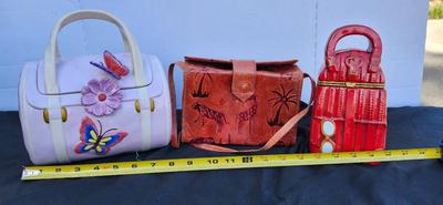 Two Ceramic Purse Jar and Leather Purse lot