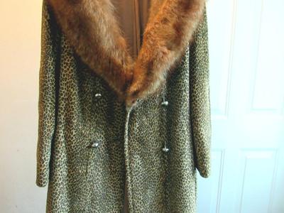 Women's Vintage Faux Fur With Real Fur Collar and Hem Coat