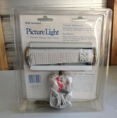 MIP Picture Light For Wall