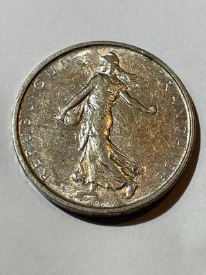 1962 Republic of France 5 Francs Silver Coin in AU/Uncirculated Condition as Pictured.