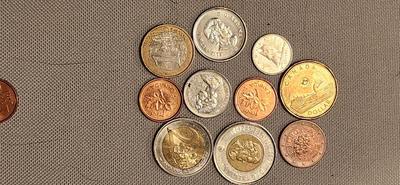 Foreign money lot
