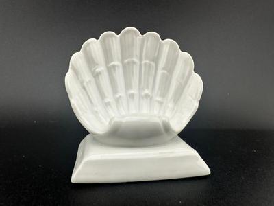 FITZ and FLOYD Shell Place Card Holders - Set of 16