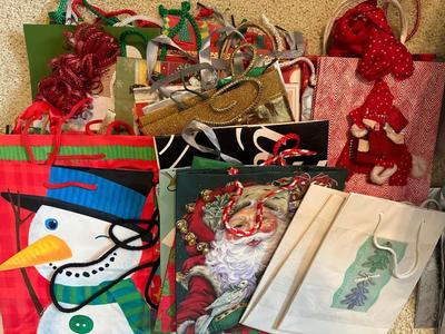 Christmas Gift Wrap Lot