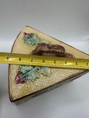 MAJOLICA Colonial Pottery Cheese Dish (See Details)