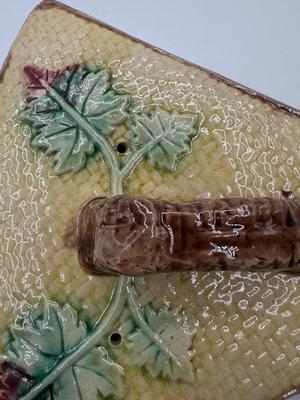 MAJOLICA Colonial Pottery Cheese Dish (See Details)