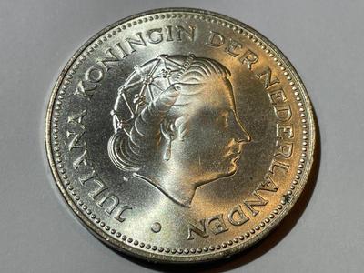 1970 Netherlands Kingdom 10 Gulden Silver Coin in Choice BU Condition as Pictured.