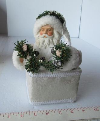 1980s Santa Animated Music Box #2