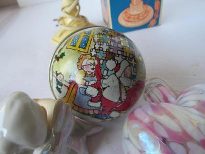 Nice Lot of Vintage Christmas Decor and Ornaments