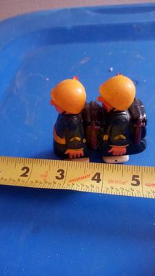 LOT 75 - VINTAGE HAP HOP TOY WALKER