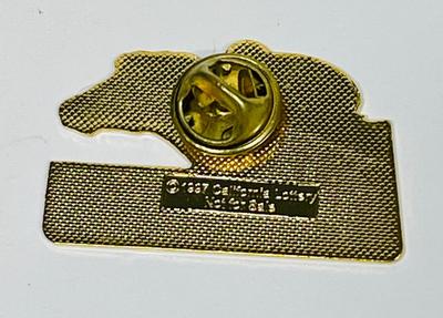 California Lottery Daily Derby Pin gold tone