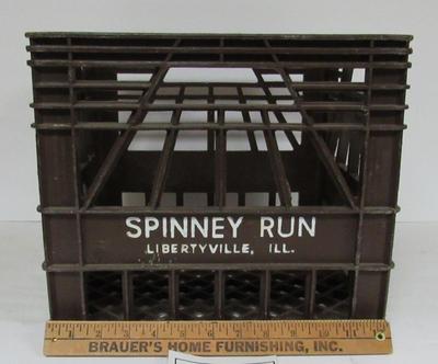 Older Plastic Spinney Run Bottle Case