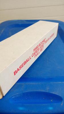LOT 100 - FULL SET 1990 SCORE BASEBALL CARDS