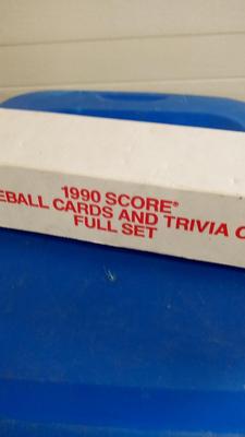 LOT 100 - FULL SET 1990 SCORE BASEBALL CARDS