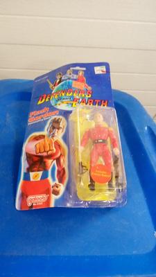 LOT 105 - FLASH GORDON FIGURE
