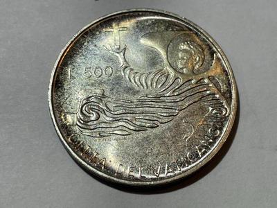 Vatican City 1969 Uncirculated Condition 500 Lire Pope Paul VI Silver Coin as Pictured.