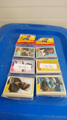 LOT 110 - TW0 PACKS BASEBALL CARDS