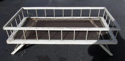 Antique Turn of the Century Wood Trundle Bed