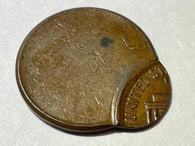 LINCOLN CENT ERROR COIN AS PICTURED.