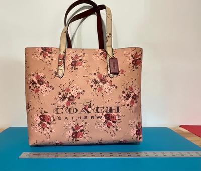 Coach tote