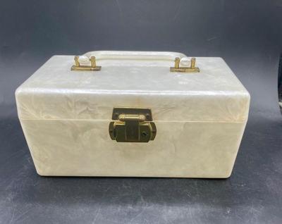 Vintage Lucite Travel Case Pearlesent