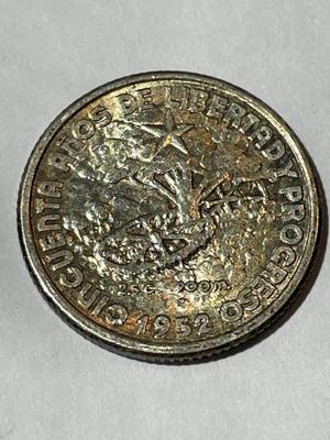 Cuba 1952 Uncirculated/Toned 10 Centavos Silver Coin as Pictured.