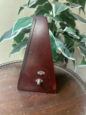 German Wittner Metronome Mahogany Pyramid-Works