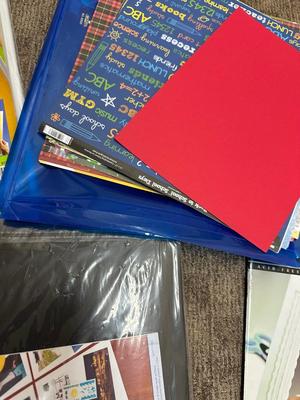 Scrapbooking lot