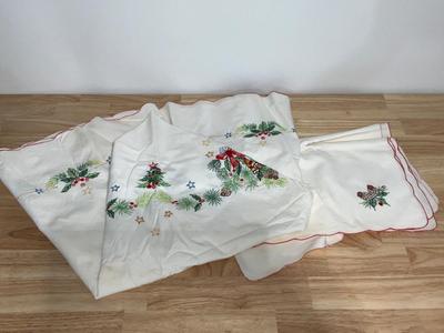 Embroidered Christmas Table Cloth and Placemats