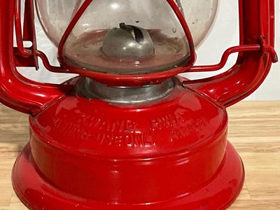 Red Kwang HWA Lantern & Red Dietz lantern