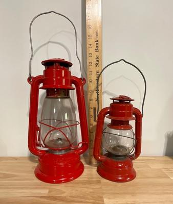 Red Kwang HWA Lantern & Red Dietz lantern