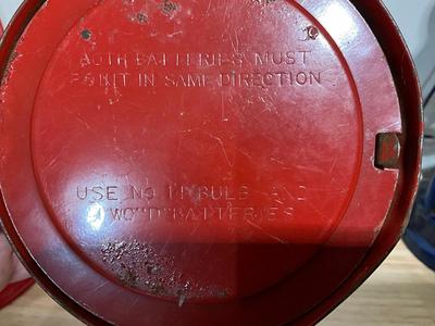 Red Kwang HWA Lantern & Red Dietz lantern