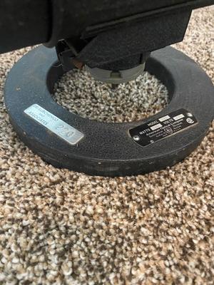 BOUSCH AND LOMB BINOCULAR MICROSCOPE WITH EXTERNAL LIGHT