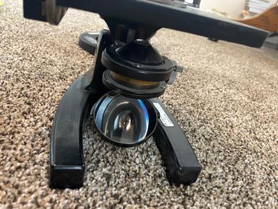 BOUSCH AND LOMB BINOCULAR MICROSCOPE WITH EXTERNAL LIGHT