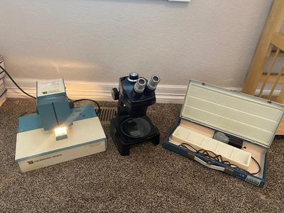 TRANSIDYNE GENERAL 2743 BIOLOGICAL DIFFUSION PLATE CALIBRATING VIEWER, BOUCH & LOMB MICROSCOPE AND SLIDE LIGHT