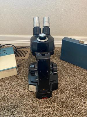 TRANSIDYNE GENERAL 2743 BIOLOGICAL DIFFUSION PLATE CALIBRATING VIEWER, BOUCH & LOMB MICROSCOPE AND SLIDE LIGHT