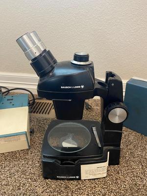TRANSIDYNE GENERAL 2743 BIOLOGICAL DIFFUSION PLATE CALIBRATING VIEWER, BOUCH & LOMB MICROSCOPE AND SLIDE LIGHT