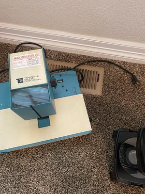TRANSIDYNE GENERAL 2743 BIOLOGICAL DIFFUSION PLATE CALIBRATING VIEWER, BOUCH & LOMB MICROSCOPE AND SLIDE LIGHT