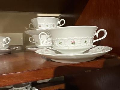 Franconia pirouette cream soup bowls