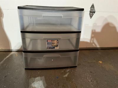 Plastic totes organizers