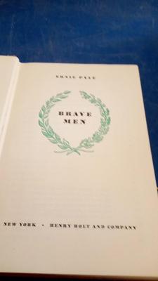 LOT 122 - OLD BOOK BRAVE MEN