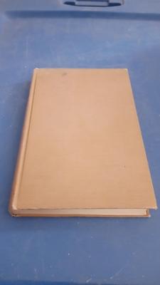 LOT 122 - OLD BOOK BRAVE MEN