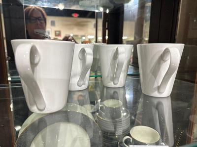 4 cashmere Maxwell & Williams mugs